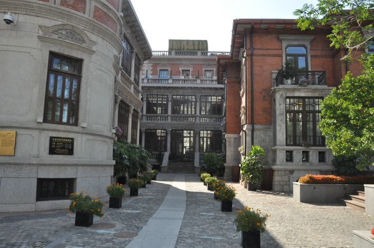 酒店智能背景音樂消防廣播工程、豪華套房影院系統、流動擴聲系統